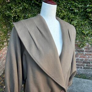Andrea worumbo taupe wool coat